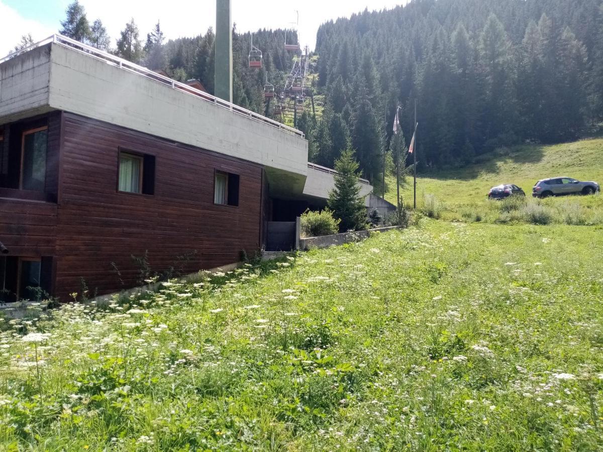 Comodo Alloggio Con Accesso Diretto Alle Piste Santa Caterina Valfurva Exterior foto